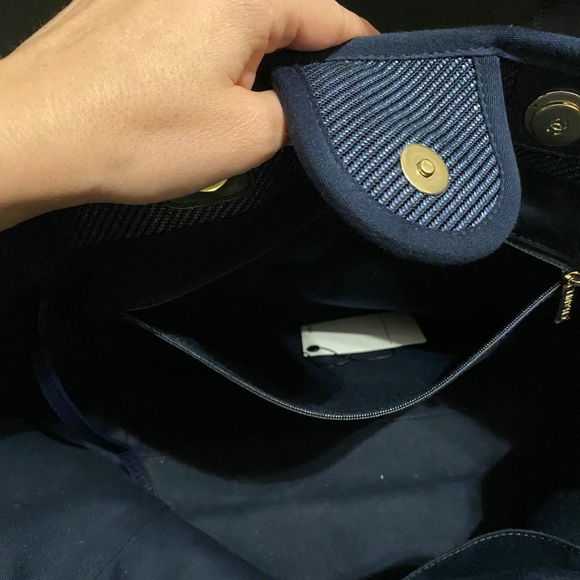 Large Chanel Shopping Tote - Picture 5 of 9